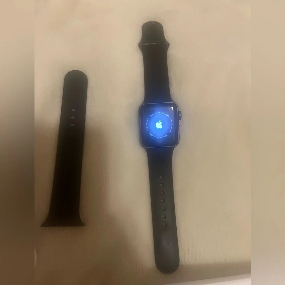 Apple Watch Series 3 38mm Smart watch w/Space Gray Aluminum Case & Black Band